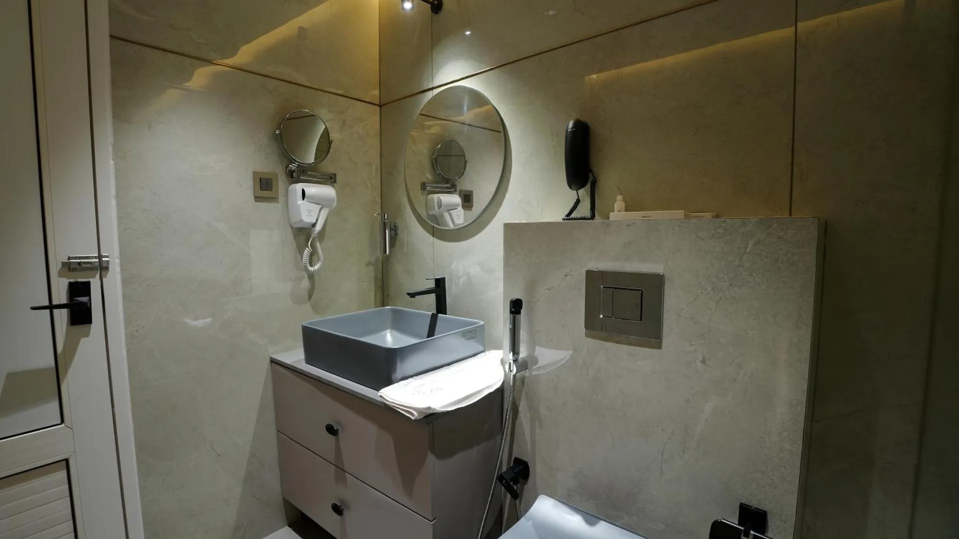 Doro Royal Suite Mannarakkat 4*,  Inde