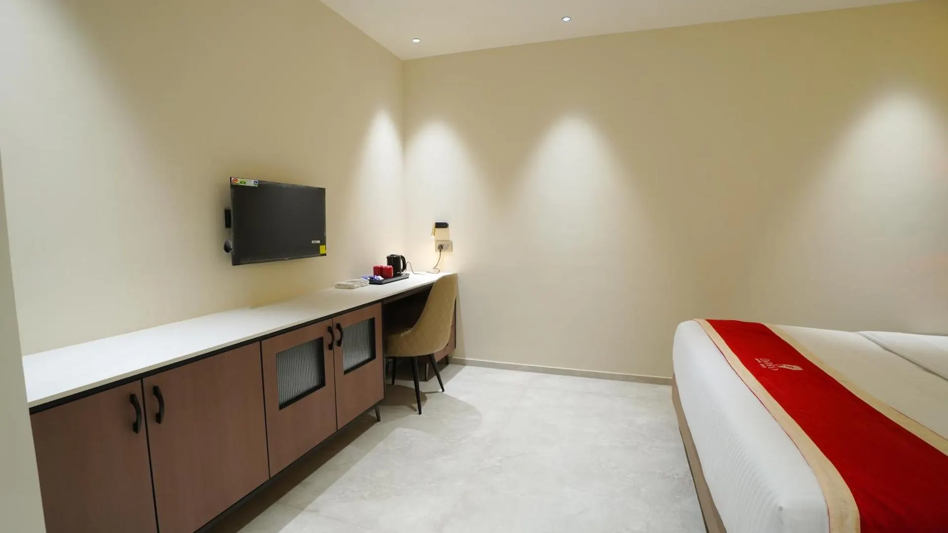 Doro Royal Suite Mannarakkat